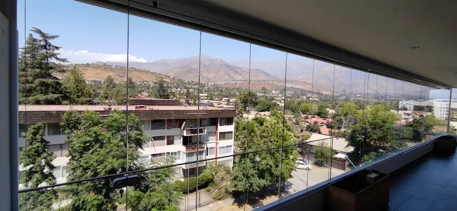 Cierre de Cristal Plegable: Soluciones Modernas para Espacios Abiertos