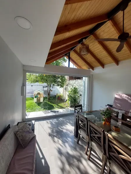 Cómo Elegir el Mejor Cierre de Cristal Plegable para tu Hogar o Negocio