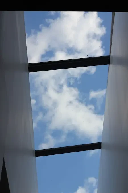 Todo lo que Necesitas Saber sobre la Instalación de Lucarnas en Lo Barnechea